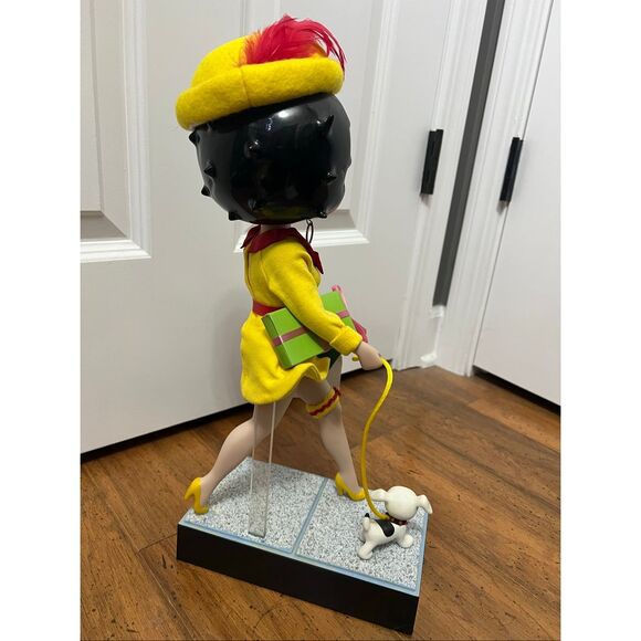 Danbury Mint Betty Boop Porcelain Collector 16" Doll "Shopping Spree" 1996 - Picture 12 of 16